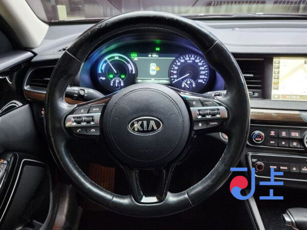 Kia K7 black - KNALA41GBKA016710 - Image 13