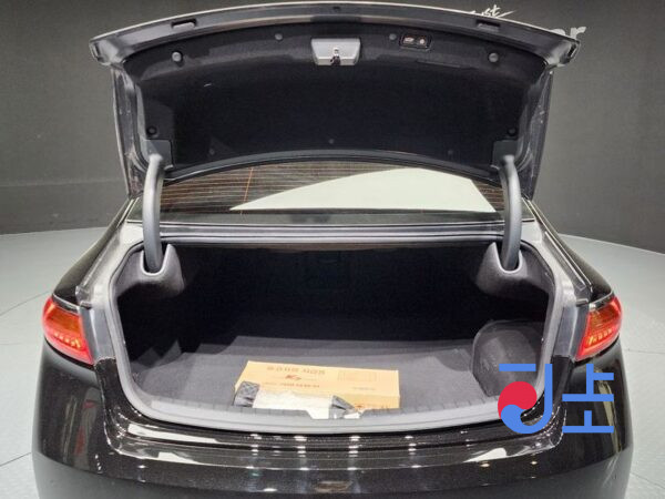 Kia K7 black - KNALA41GBKA016710 - Image 20