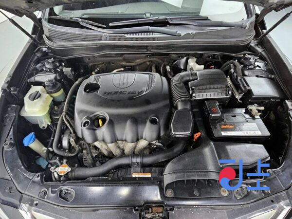Hyundai Sonata black - KMHEC41MBBA325657 - Image 6