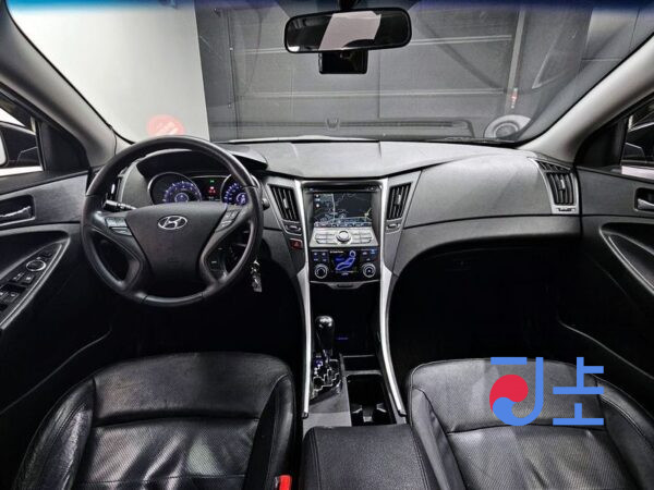 Hyundai Sonata black - KMHEC41MBBA325657 - Image 7