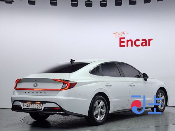Hyundai Sonata white - KMHL341DBNA160179 - Image 2