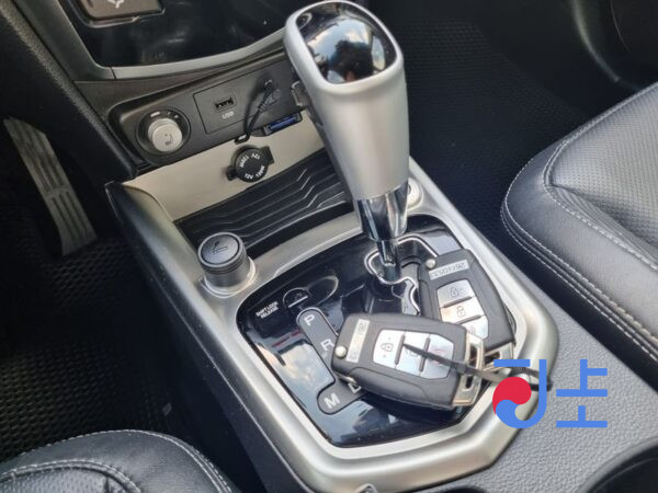 SsangYong Tivoli blue - KPBXH3AR1GP098954 - Image 9