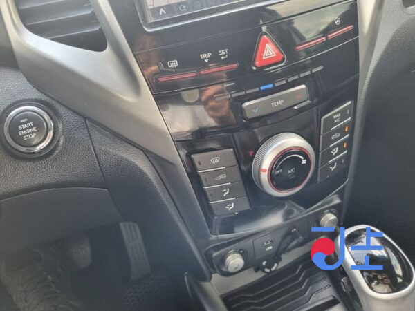 SsangYong Tivoli blue - KPBXH3AR1GP098954 - Image 14