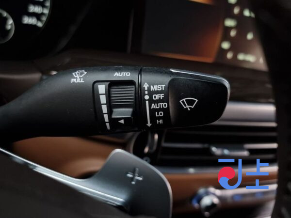 Genesis G90 blue - KMHG241DDMU091431 - Image 16
