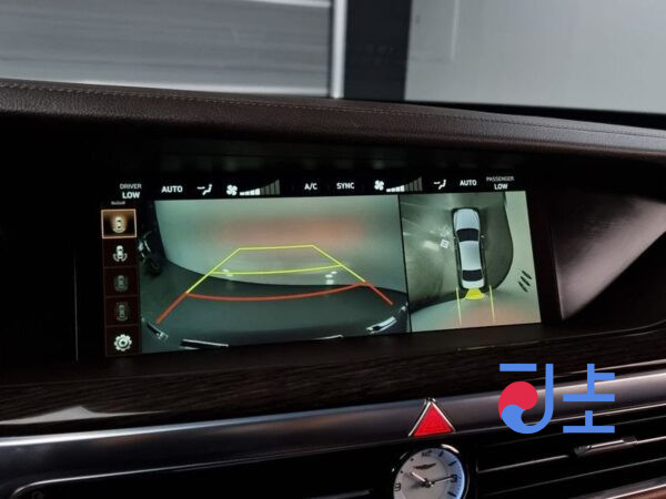 Genesis G90 blue - KMHG241DDMU091431 - Image 17