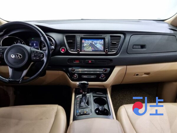 Kia Carnival black - KNAMB81ABGS121435 - Image 7