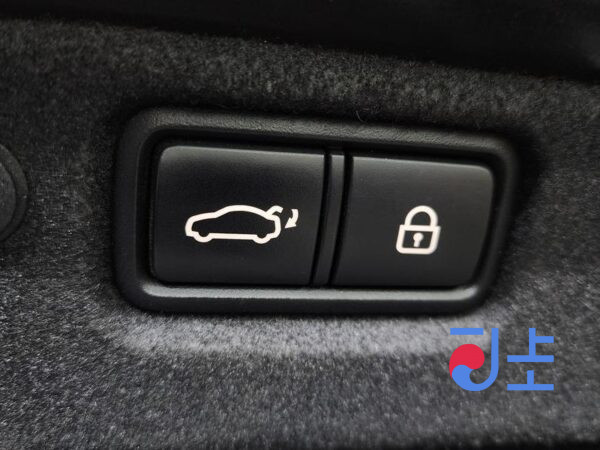 Kia K7 black - KNALA41GBJA010142 - Image 20