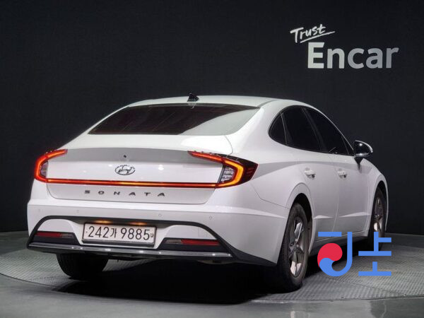 Hyundai Sonata white - KMHL341DBMA114930 - Image 2