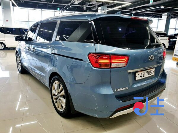 Kia Carnival blue - KNAMC81ABFS014875 - Image 4