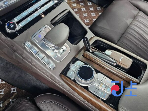 Genesis G90 black - KMHG341DDLU080954 - Image 9