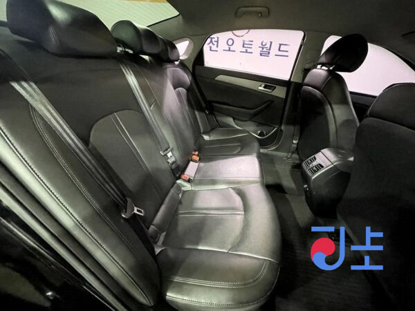 Hyundai Sonata black - KMHE341DBFA009055 - Image 19