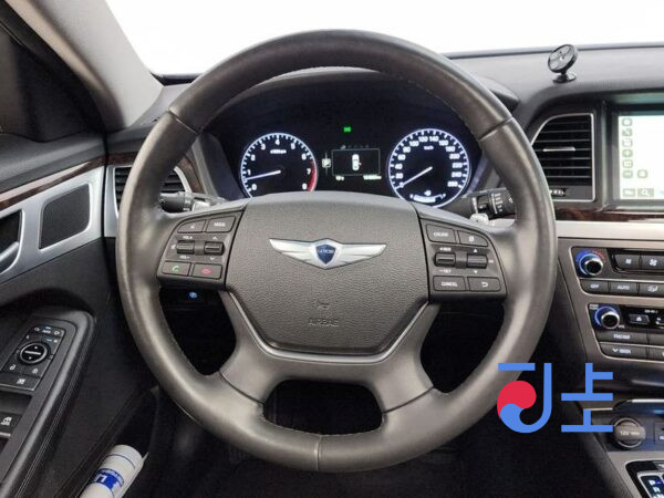 Hyundai Genesis black - KMHGL41DBGU119054 - Image 13
