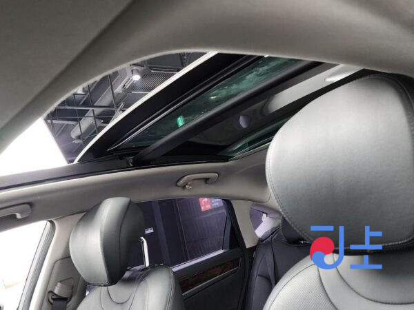 Hyundai Genesis black - KMHGL41DBGU119054 - Image 19