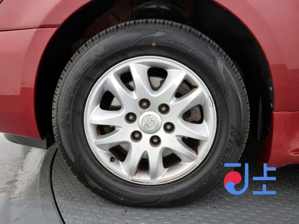 Kia Carnival red - KNAMN816BBS446997 - Image 5