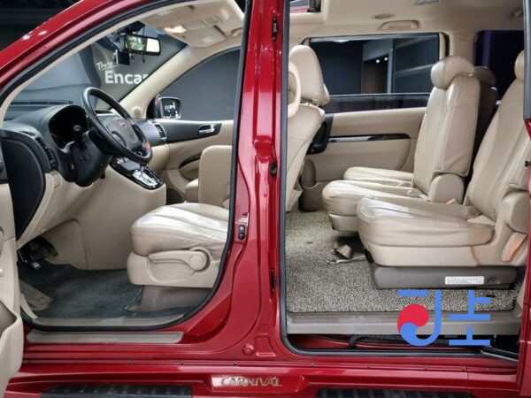Kia Carnival red - KNAMN816BBS446997 - Image 19
