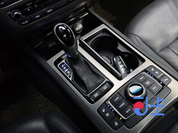 Hyundai Genesis black - KMHGM41DDEU009056 - Image 9