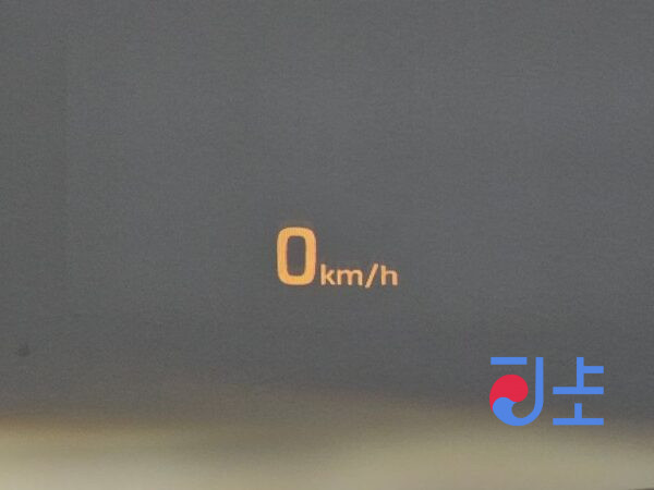 Hyundai Genesis black - KMHGM41DDEU009056 - Image 18