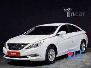 Hyundai Sonata white - KMHEC41MBBA340420