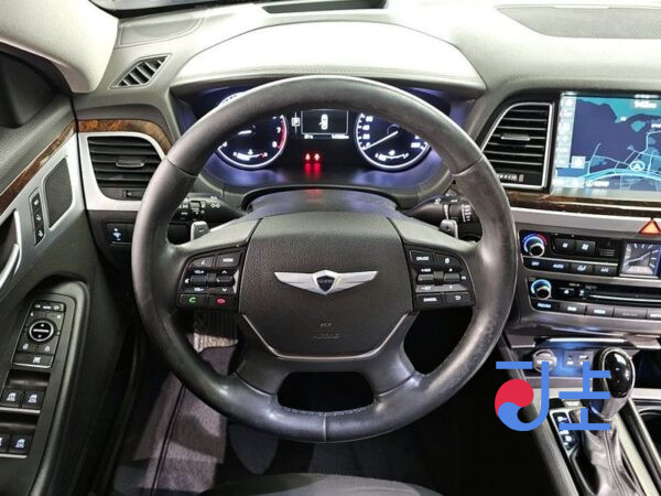 Hyundai Genesis black - KMHGM41DBGU125517 - Image 13
