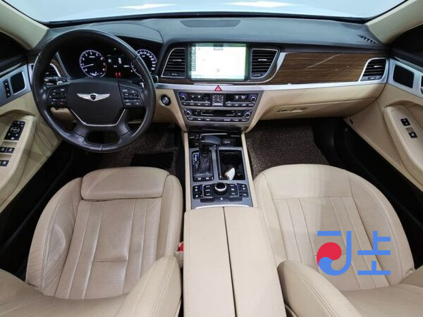 Hyundai Genesis white - KMHGM41DDFU055765 - Image 7