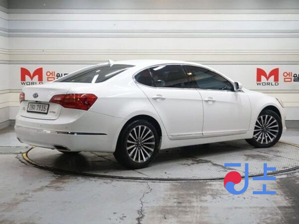 Kia K7 white - KNALM415BCA088439 - Image 4