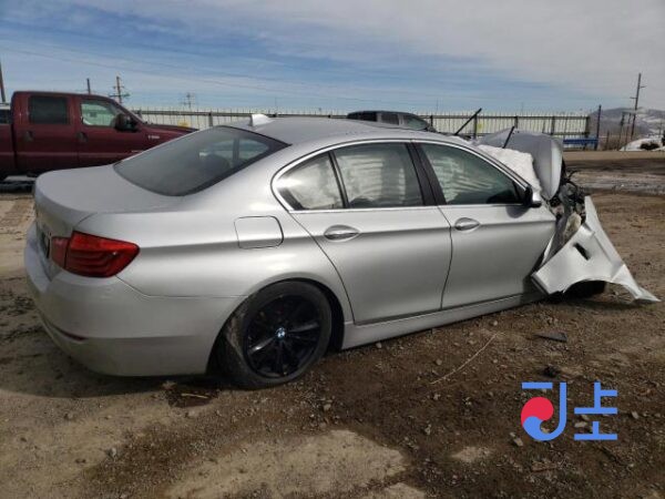 BMW Series 530D XDrive 2015 Silver — WBA5D3103FD577470 - Image 4