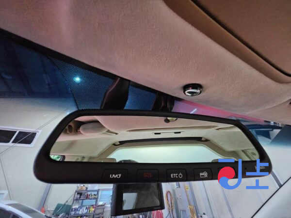Kia Carnival black - KNAMC81ABKS574365 - Image 15