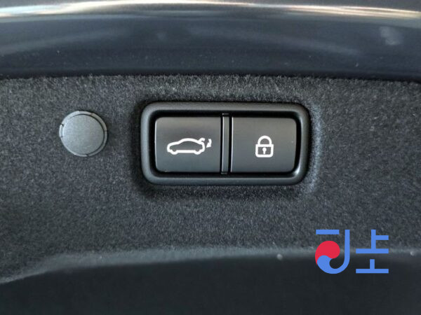 Kia K7 grey - KNALC41BBLA202902 - Image 20