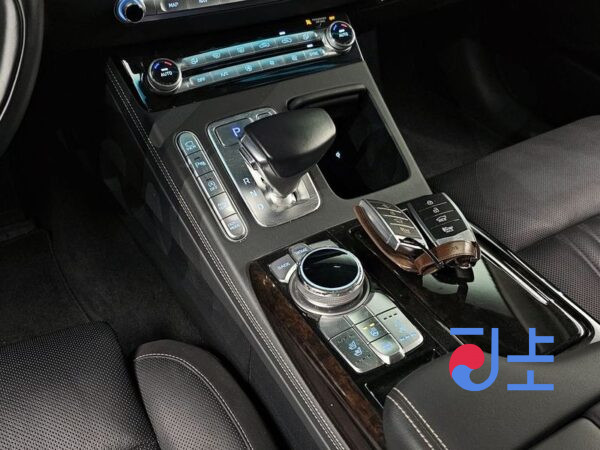 Genesis G90 blue - KMHG141DBKU072250 - Image 9