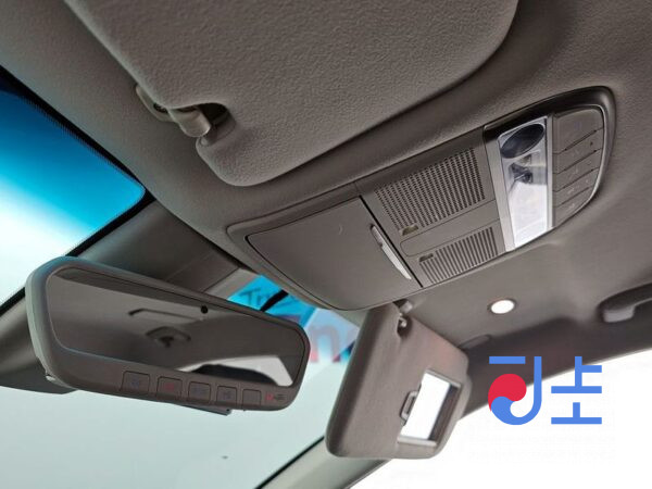Genesis G90 blue - KMHG141DBKU072250 - Image 20