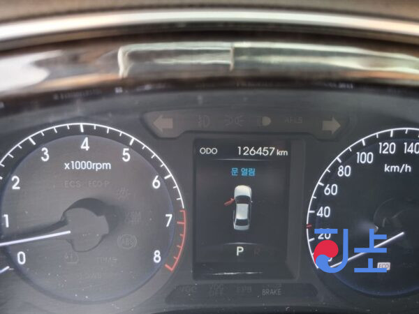 Hyundai Genesis black - KMHGA41BBDU224252 - Image 8