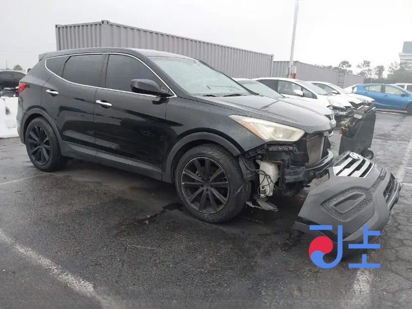 2016 Hyundai SantaFe Black - KMHSW81UBGU693375 - Image 5