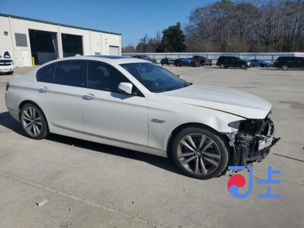 2014 BMW 5-Series 520d White — WBA5E5102FG059910 - Image 5