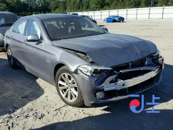 2015 BMW 5-Series 520d xDrive Gray — WBA5E7106GG159277 - Image 5