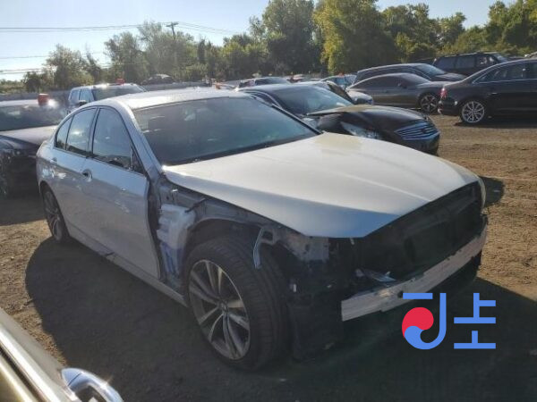 2016 BMW 5-Series 520d White — WBA5E5102GG202033 - Image 5