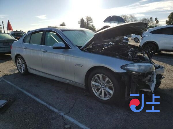 2015 BMW 5-Series 520d xDrive Silver — WBA5E7104FG154349 - Image 5