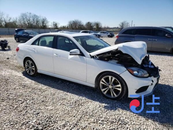 2016 Mercedes-Benz E300 White — WDDZF4JB1HA034201 - Image 5
