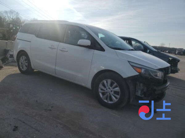 2014 Kia Carnival White - KNAMC81ABFS045018 - Image 5