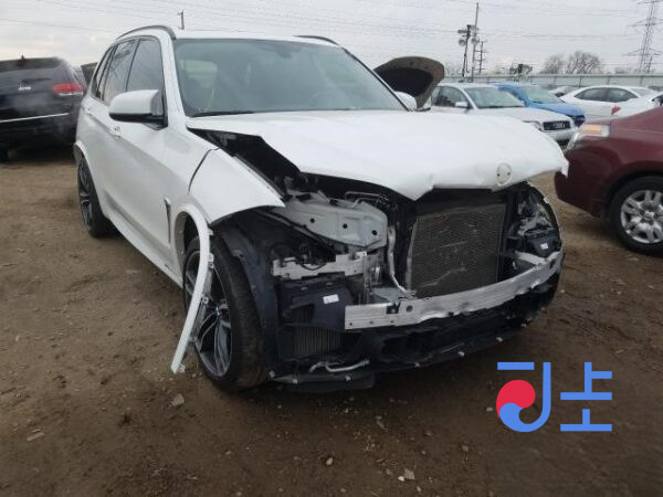 2016 BMW X5 M50d White — WBAKS8109G0S50344 - Image 5