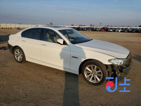 2014 BMW 5-Series 520d xDrive White — WBA5B9109ED567081 - Image 5