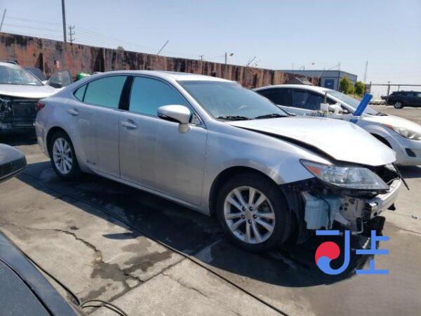 2014 Lexus ES300H Silver — JTHBW1GG1E2054854 - Image 5