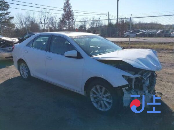 2014 Toyota Camry Hybrid White — 4T1BD1FK3EU131401 - Image 5