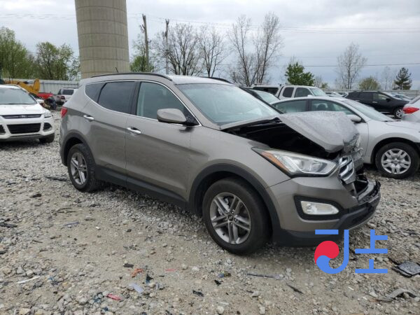 2014 Hyundai SantaFe Gray - KMHSW81UBFU360196 - Image 5