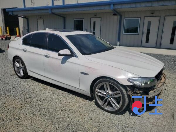 2015 BMW 5-Series 520d White — WBA5E5107FD674437 - Image 5