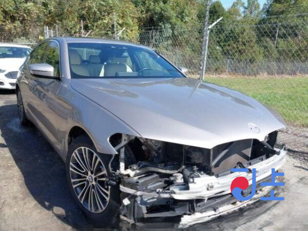 2017 BMW 5-Series 520d Silver — WBAJC310XHG925350 - Image 5