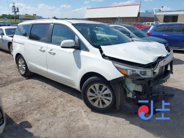 2016 Kia Carnival White - KNAMB81ABHS301762 - Image 5