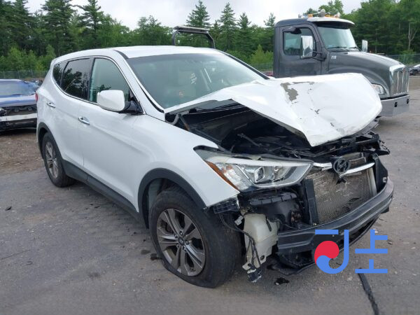 2016 Hyundai SantaFe White - KMHSW81UBGU663375 - Image 5