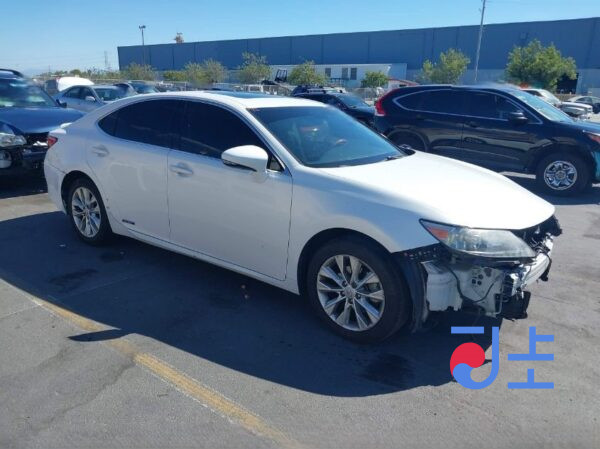 2014 Lexus ES300H White — JTHBW1GG4E2041791 - Image 5