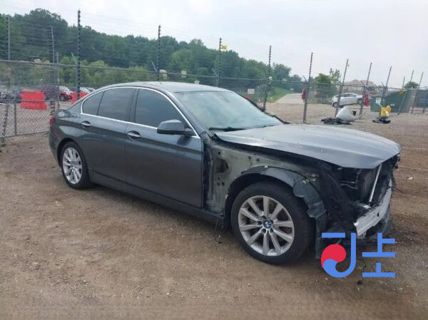 2014 BMW 5-Series 520d xDrive Gray — WBA5B9100ED570404 - Image 5