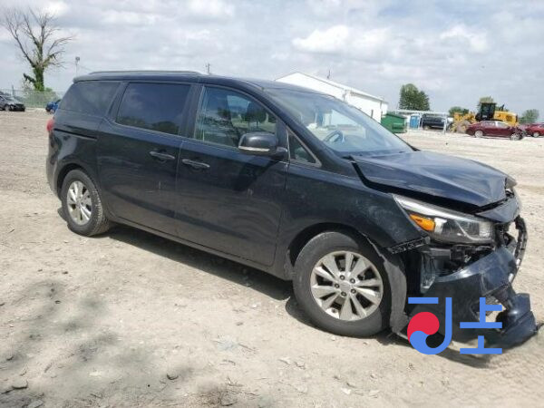 2016 Kia Carnival Black - KNAME81ABHS291612 - Image 5